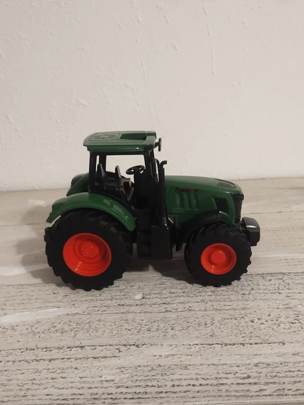 Tractor Toy, Realistic Farm Vehicle Toy Push and Go Truck very good condition